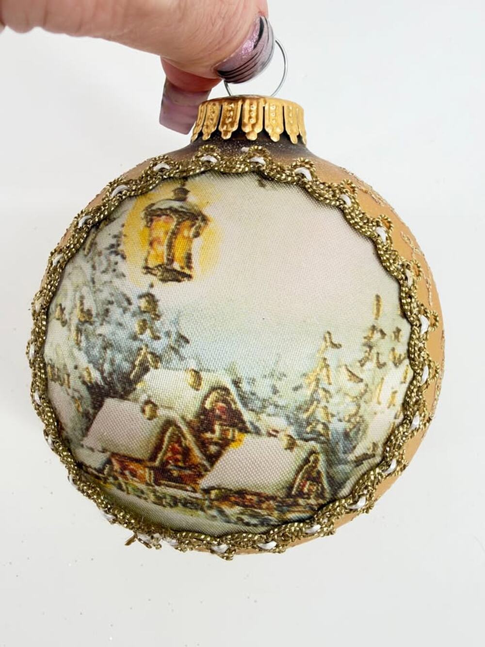 2000 Christmas Ornament Ball Shaped Winter Scene Gold Ribbon & Glitter